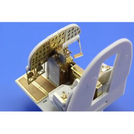 PV-1 1/48 REVELL
