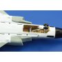 Eduard BIG 1:72 F-4J dla Academy