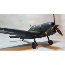 Eduard 1:48 F6F-5 HELLCAT LATE PROFIPACK