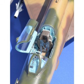 Eduard 1:48 MIG-21R WEEKEND edition