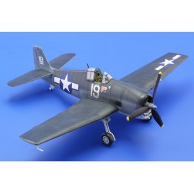 Eduard 1:72 F6F-3 HELLCAT PROFIPACK