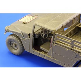 Eduard 1:35 M-1097 Cargo Carrier dla Italeri