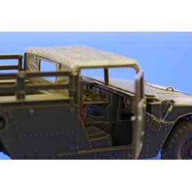 Eduard 1:35 M-1097 Cargo Carrier dla Italeri
