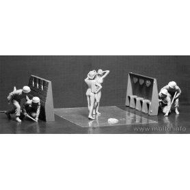 MB 1:35 US & German paratroopers