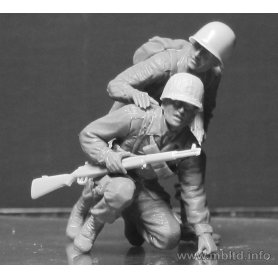 MB 1:35 US & German paratroopers