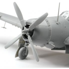 Dragon Cyber Hobby 5059 1/72 SB2C-3 Helldiver