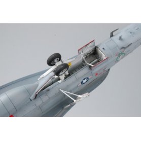 Hobby Boss 1:48 Boeing F/A-18C Hornet