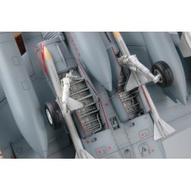 Hobby Boss 1:48 Boeing F/A-18C Hornet