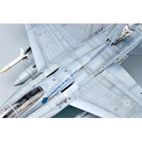 Hobby Boss 1:48 McDonnell Douglas F/A-18D
