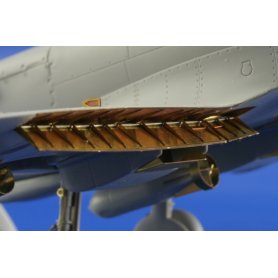 Eduard 1:48 Supermarine Spitfire Mk.XVI landing flaps dla Italeri