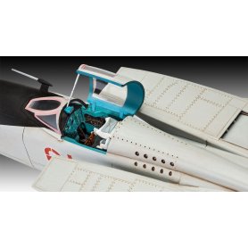 Revell 1:18 Mikoyan i Gurevich MiG-25 RBT Foxbat B