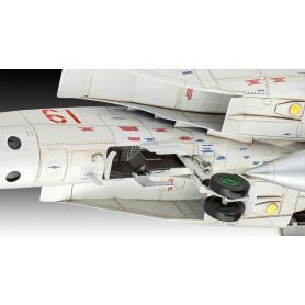 Revell 1:18 Mikoyan i Gurevich MiG-25 RBT Foxbat B