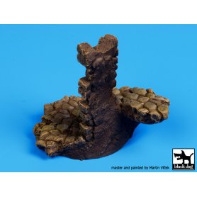 Black Dog Stone stairs with column base