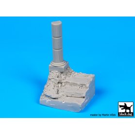 Black Dog Stairs with column base