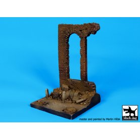 Black Dog 1:35 Zrujnowana fabryka | Podstawka pod figurki |