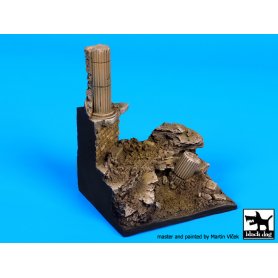 Black Dog Small column base