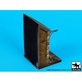 Black Dog 1:35 Wejście do domu | Podstawka pod figurki |