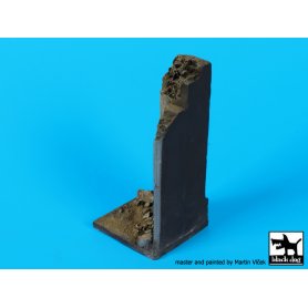 Black Dog Stone wall base