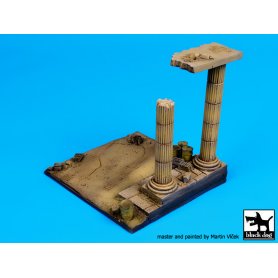 Black Dog Africa column base