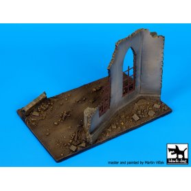 Black Dog 1:72 Ruiny katedry | Podstawka pod figurki |