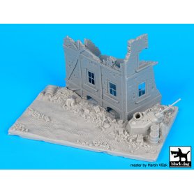 Black Dog 1:72 Ulica ze zrujnowanym domem cz.2 | Podstawka pod figurki |