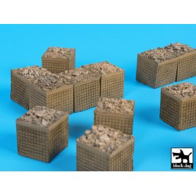 Black Dog Sandbag armored wall (HESCO) 1