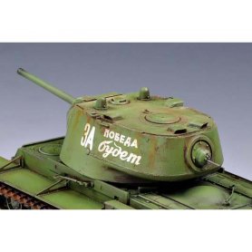 Trumpeter 1:35 KV-1 model 1942 Lightweight