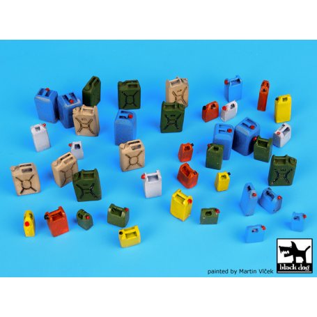 Black Dog Moder plastic cans accessories set