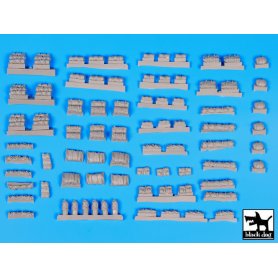 Black Dog Tentage plus bedrols 2 accessories set