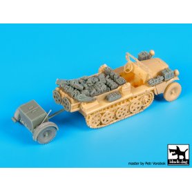 Black Dog Sd.Kfz 10 with Sd.Ah.32 accessories set for MK 72