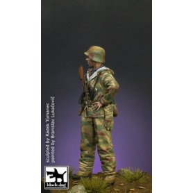 Black Dog Wehrmacht grenadier 1944
