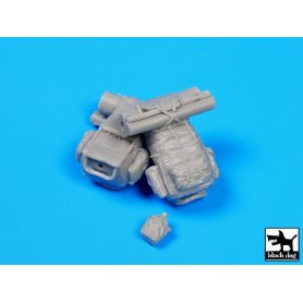 Black Dog FN-FAL plus backpacks Falkland war