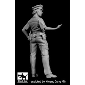 Black Dog N.Y.Policewoman
