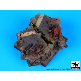 Black Dog Cracked road base fantasy base