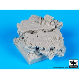 Black Dog Cracked road base fantasy base