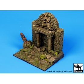 Black Dog Dragon house fantasy base