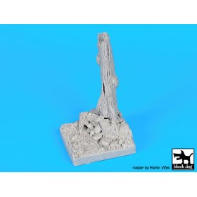 Black Dog Tree fantasy base