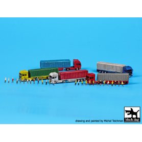 Black Dog Trucks and trailers