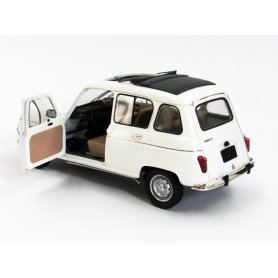 EBBRO 25002 - 1/24 Renault 4L