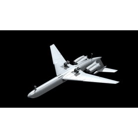 ICM 1:144 Samolot pasażerski Iljuszyn Il-62M