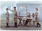 ICM 1:35 Soviet military servicewomen 1939-1942 | 4 figurines |