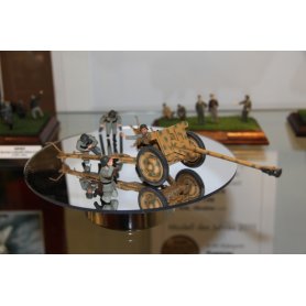 ICM 1:35 35801 7,62cm PAK 36 (R) WITH GERMAN CREW