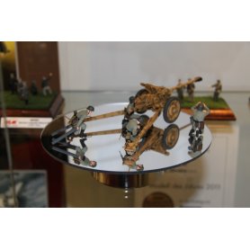 ICM 1:35 35801 7,62cm PAK 36 (R) WITH GERMAN CREW