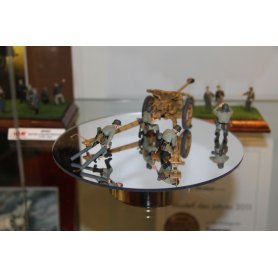 ICM 1:35 35801 7,62cm PAK 36 (R) WITH GERMAN CREW
