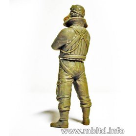 MB 3201 FAMOUS PILOTS OF WWII KIT 1