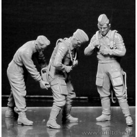 MB 1:32 3202 PILOTS OF LUFTWAFFE WWII
