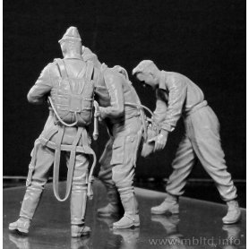 MB 1:32 3202 PILOTS OF LUFTWAFFE WWII