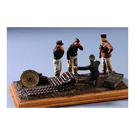 MB 1:35 3507 GERMAN TANK CREWS (1943-1945)