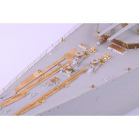 Eduard 1:200 HMS Hood pt. 5 deck TRUMPETER