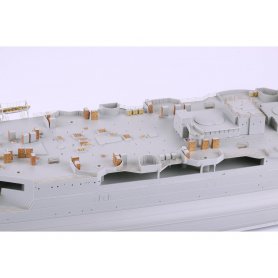 Eduard 1:200 HMS Hood pt. 5 deck TRUMPETER